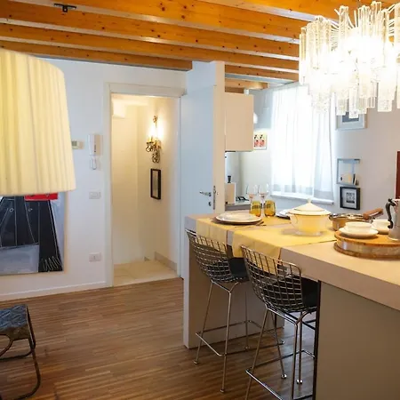 Susy's Apartment *